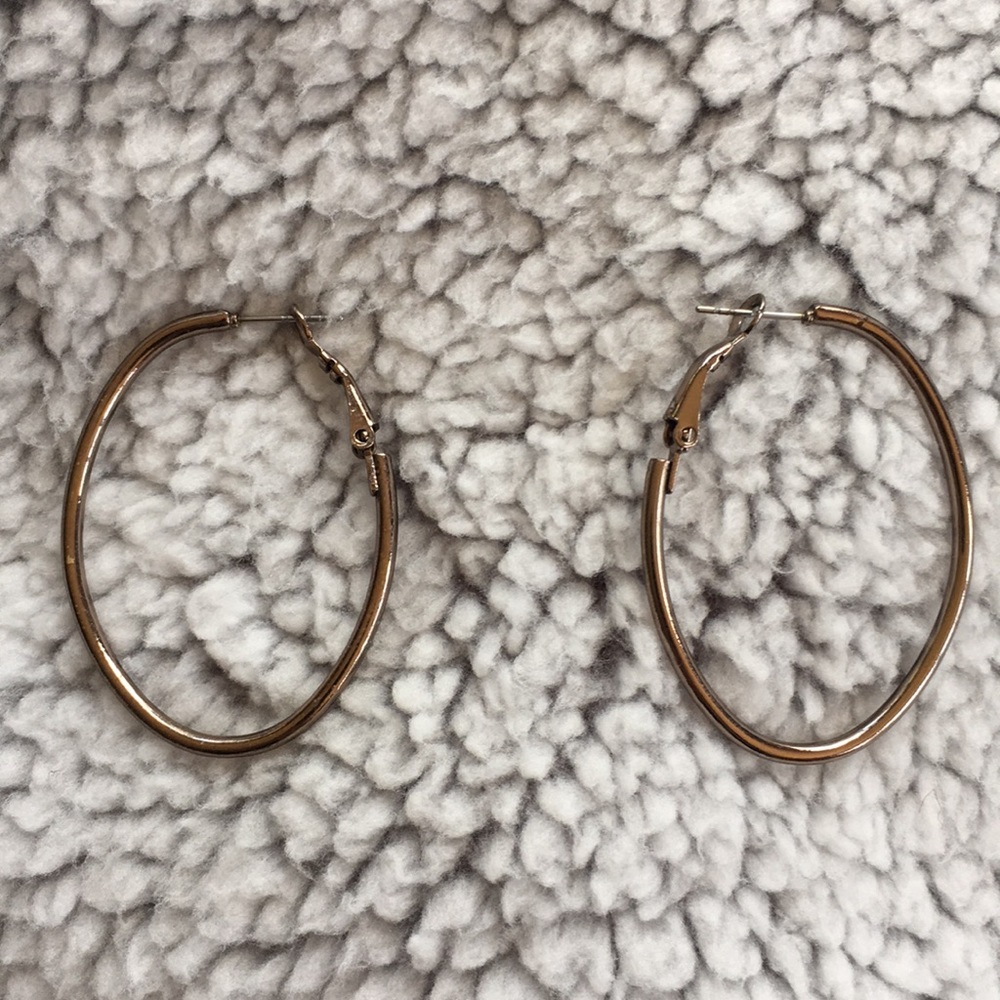 Hoops
